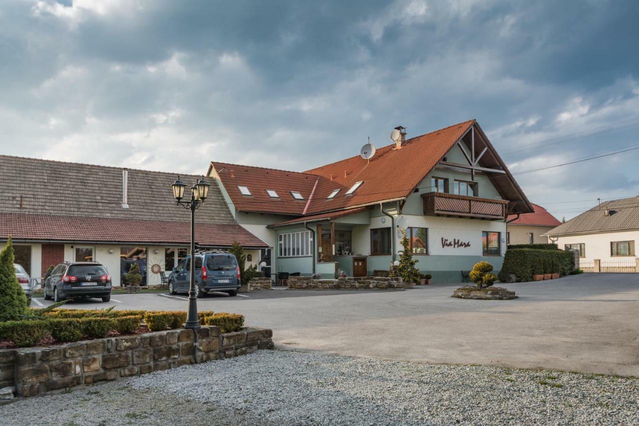 Penzion Via Mara Liptovský Mikuláš Exterior foto